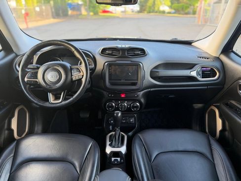 Used 2016 Jeep Renegade Limited AWD/4WD image 16