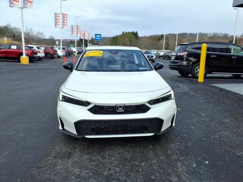 Used 2025 Honda Civic Sport image 2