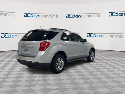 Used 2017 Chevrolet Equinox LT w/ Convenience Package FWD image 8