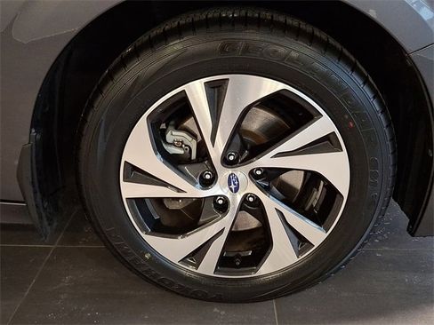 Used 2020 Subaru Legacy Premium image 8