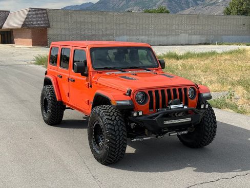 Used 2020 Jeep Wrangler Unlimited Rubicon AWD/4WD image 2