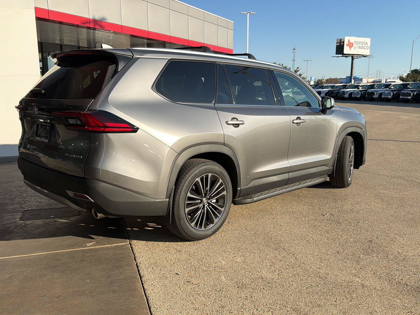 New 2026 Toyota Grand Highlander AWD Hybrid image 6