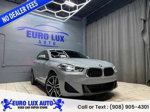 Used 2023 BMW X2 xDrive28i w/ M Sport Package AWD/4WD image 1
