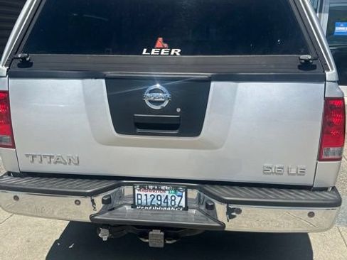 Used 2007 Nissan Titan LE w/ Tow Pkg AWD/4WD image 10