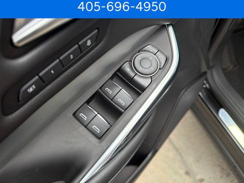 Used 2023 Cadillac XT4 Premium Luxury w/ Technology Package FWD image 14