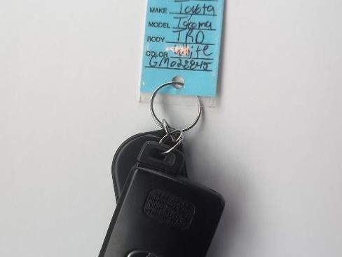 Used 2016 Toyota Tacoma TRD Off-Road image 38