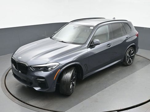 Used 2022 BMW X5 M50i AWD/4WD image 34