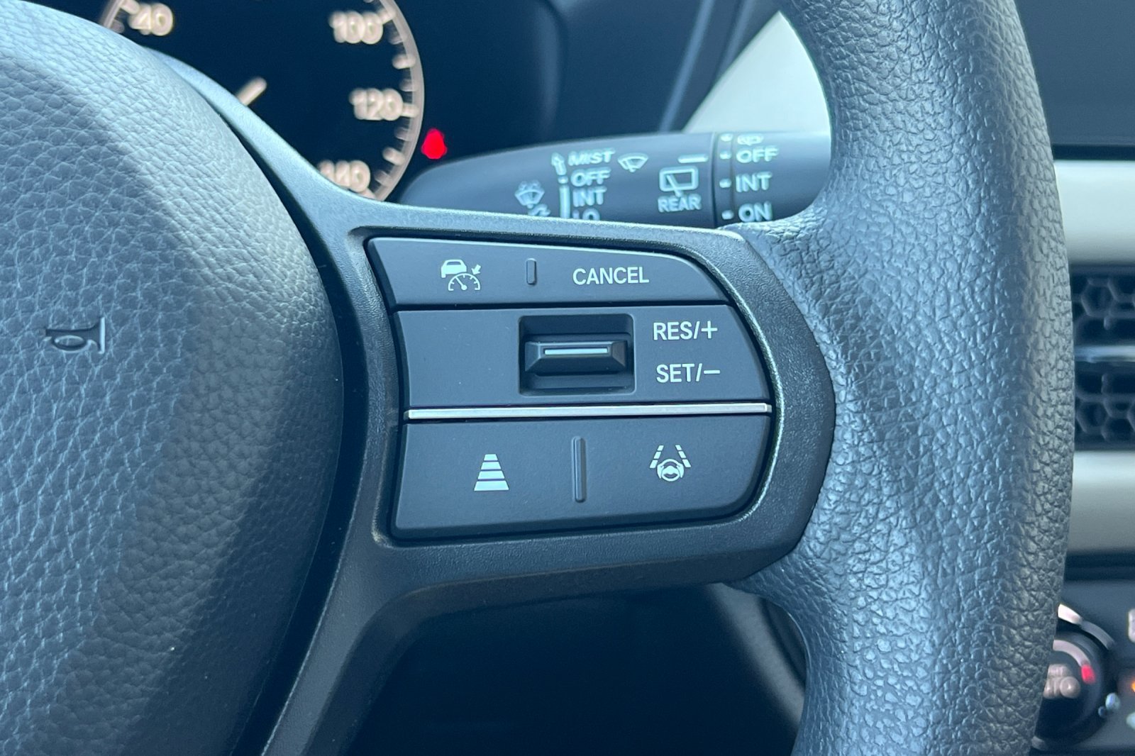 Used 2026 Honda HR-V LX image 32