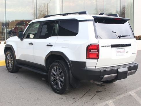 Used 2025 Toyota Land Cruiser w/ Premium Package image 11