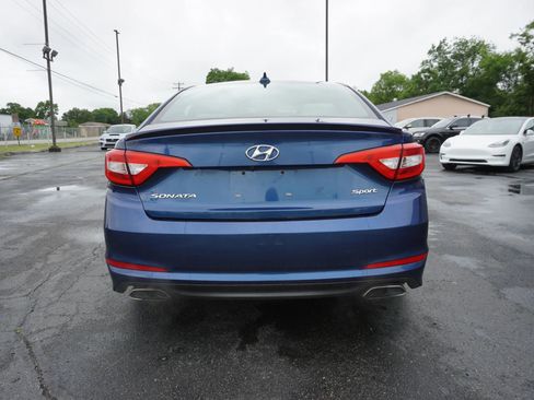 Used 2017 Hyundai Sonata Sport w/ Value Edition Package 02 FWD image 6