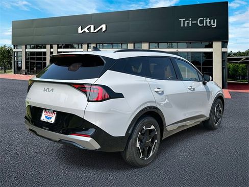 New 2026 Kia Sportage SX image 4