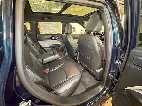New 2026 Jeep Compass Limited w/ Sun, Sound & Navigation Group AWD/4WD image 4
