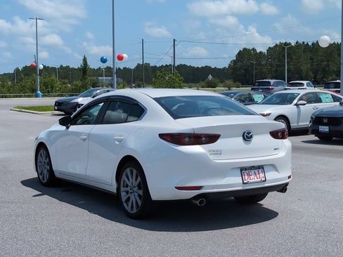 Used 2023 MAZDA MAZDA3 s FWD image 7