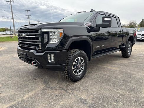 Used 2022 GMC Sierra 3500 AT4 w/ AT4 Preferred Package AWD/4WD image 1