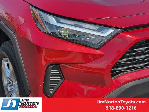 Used 2025 Toyota RAV4 XLE w/ Convenience Package FWD image 11