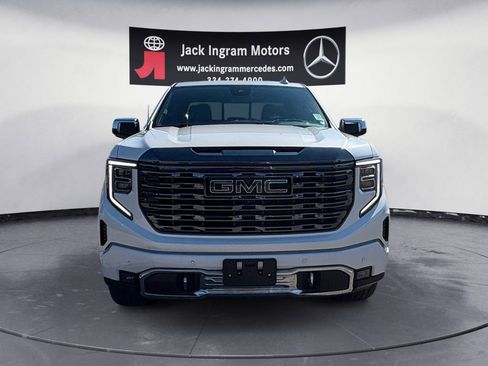 Used 2024 GMC Sierra 1500 Denali Ultimate image 8
