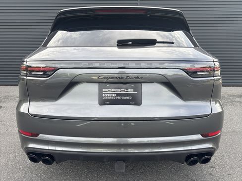 Certified 2022 Porsche Cayenne Turbo AWD/4WD image 4