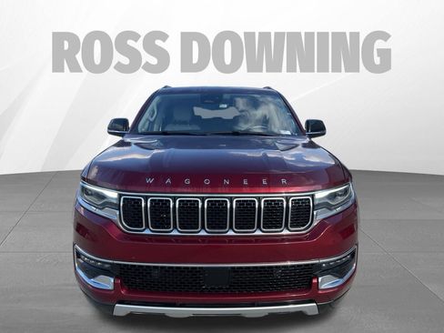 Used 2024 Jeep Wagoneer Series II w/ Flexible Seating Group RWD image 2