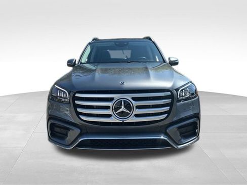 Used 2026 Mercedes-Benz GLS 450 4MATIC image 10