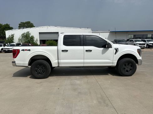 Used 2021 Ford F150 XLT w/ Equipment Group 301A Mid AWD/4WD image 6