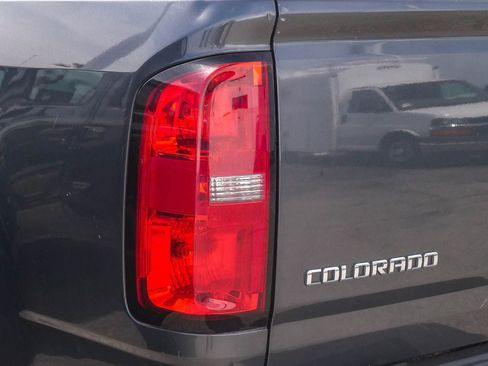 Used 2016 Chevrolet Colorado W/T w/ WT Convenience Package image 11