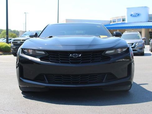 Used 2022 Chevrolet Camaro LT RWD image 17