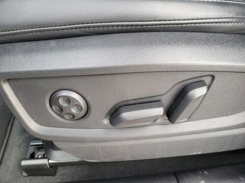 Certified 2023 Audi Q5 2.0T Premium w/ Convenience Package image 11