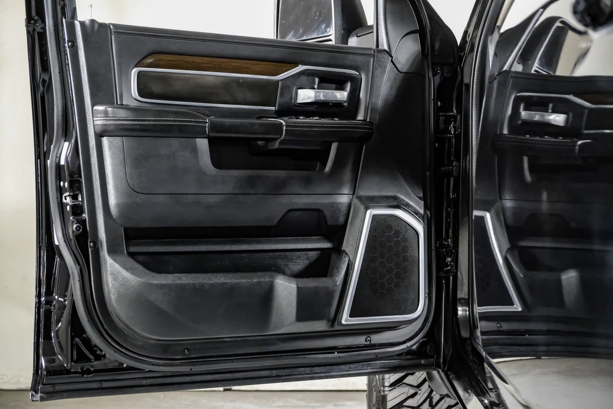 Used 2023 RAM 3500 Laramie AWD/4WD image 34