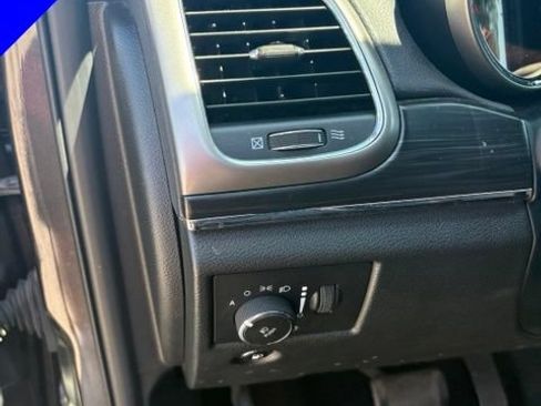 Used 2020 Jeep Grand Cherokee Limited AWD/4WD image 12