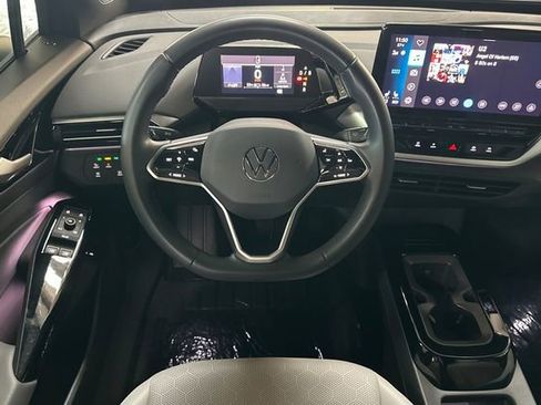 Certified 2022 Volkswagen ID.4 Pro S image 18