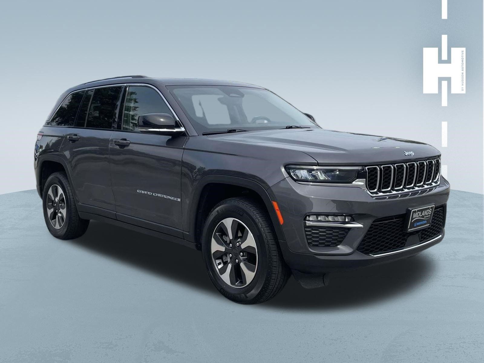 Used 2023 Jeep Grand Cherokee 4WD 4xe image 1