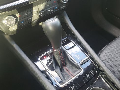 Used 2022 Jeep Compass Trailhawk w/ Trailhawk Elite Group image 25