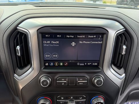 Used 2021 Chevrolet Silverado 1500 LT Trail Boss w/ Convenience Package II AWD/4WD image 20