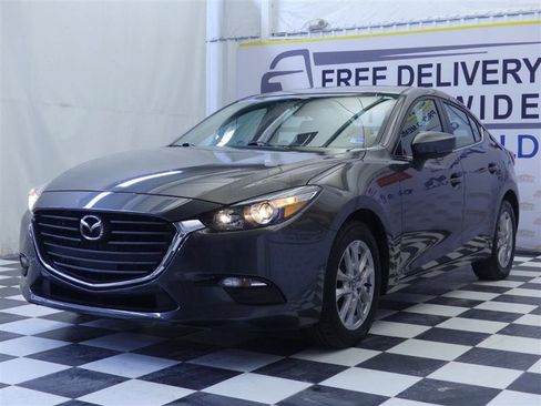 Used 2017 MAZDA MAZDA3 Sport w/ Preferred Equipment Package image 4