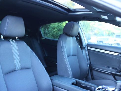Used 2019 Honda Civic EX image 19