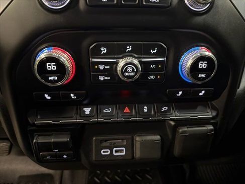 Used 2022 GMC Sierra 2500 SLE w/ SLE Convenience Package image 21