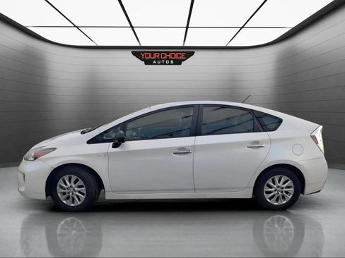 Used 2013 Toyota Prius Prime Advanced image 2