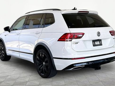 Used 2020 Volkswagen Tiguan SE R-Line AWD/4WD image 4