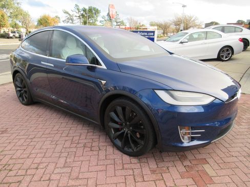 Used 2017 Tesla Model X P100D image 55