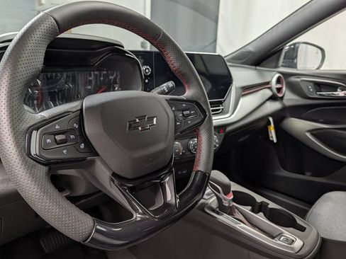 New 2026 Chevrolet Trax RS w/ Sunroof Package FWD image 17