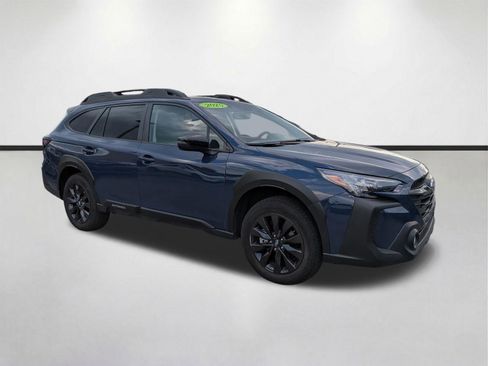 Used 2025 Subaru Outback Onyx Edition AWD/4WD image 2
