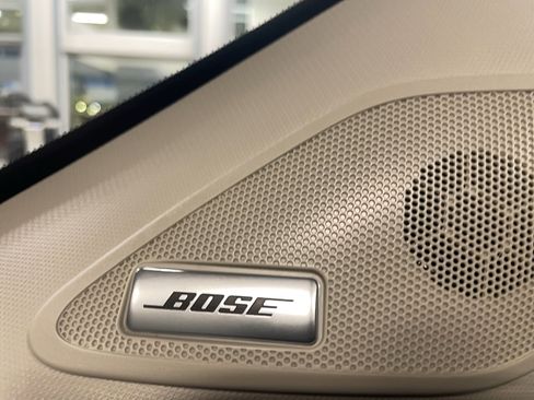 Used 2024 Nissan Pathfinder Platinum w/ Cargo Package image 23