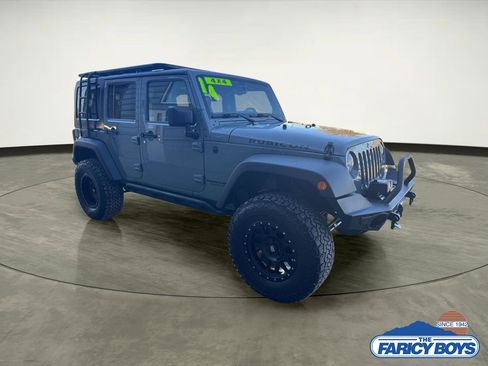 Used 2014 Jeep Wrangler Unlimited Rubicon w/ Connectivity Group image 2