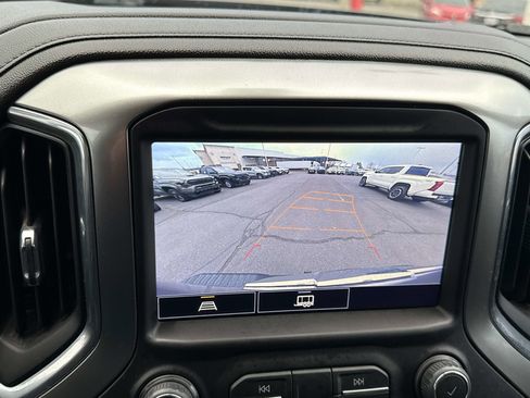 Used 2022 Chevrolet Silverado 1500 LT Trail Boss w/ Convenience Package II image 25