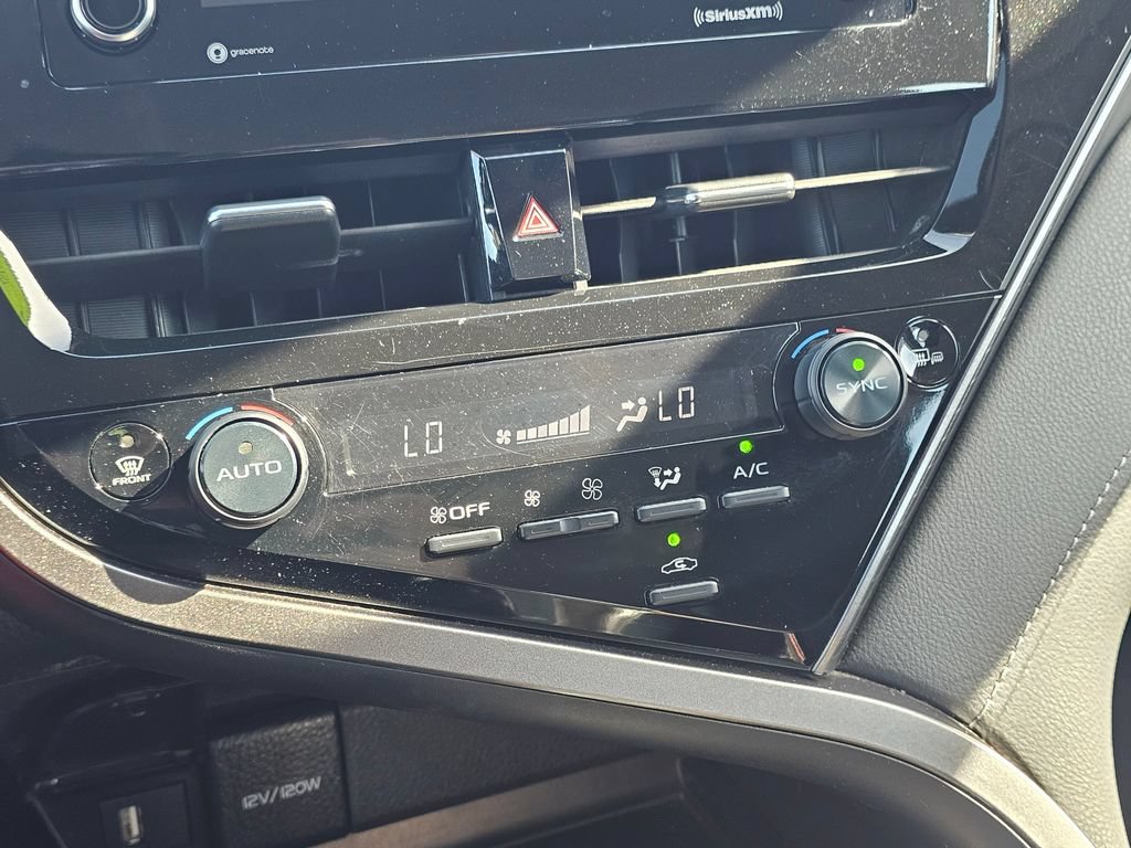 Used 2024 Toyota Camry SE FWD image 24