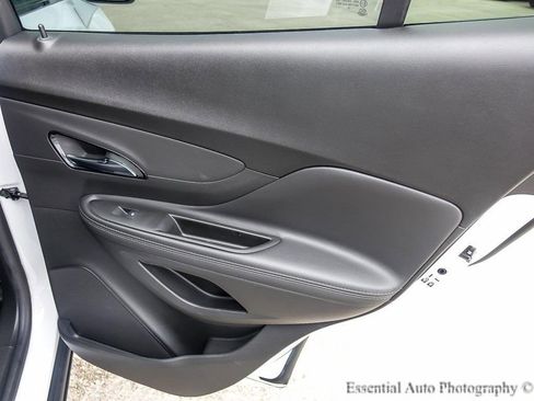 Used 2022 Buick Encore Preferred w/ Safety Package image 19