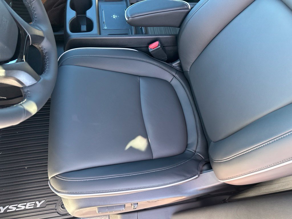 New 2027 Honda Odyssey Touring image 24