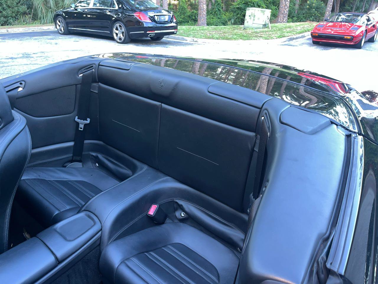 Used 2010 Ferrari California RWD image 36