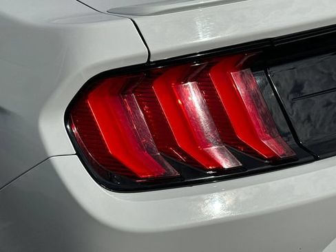 Used 2020 Ford Mustang Premium RWD image 13