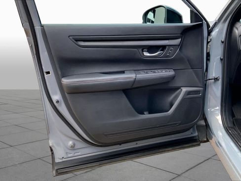 Used 2025 Honda CR-V Sport-L image 22
